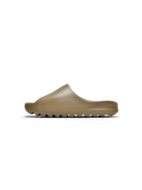 A Y**zy Slide Earth Brown FV8425