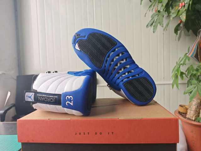 [plus-size shoes] Air Jordαn 12 Retro White Royal Blue Stingray Leather Shock Absorbing High Top Basketball Shoes 29284158