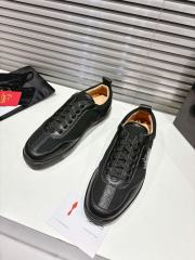 1:1 quality version Side-Strap Logo Red-Soled Low-Top Sneakers 3 colors 28997705