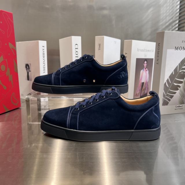 1:1 quality version Embroidered Heel Signature Red Sole Low-Top Casual Sneakers 3 colors 28894913