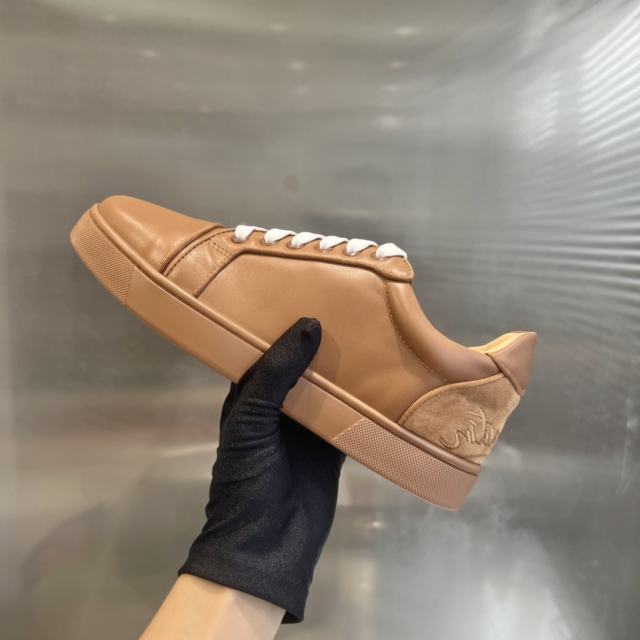 1:1 quality version Embroidered Heel Signature Red Sole Low-Top Casual Sneakers 3 colors 28894913