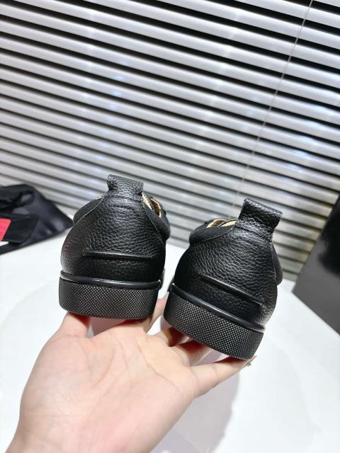 1:1 quality version Side-Strap Logo Red-Soled Low-Top Sneakers 3 colors 28997705