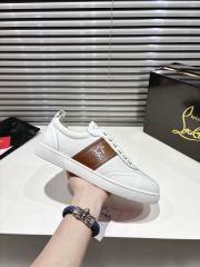 1:1 quality version Side-Strap Logo Red-Soled Low-Top Sneakers 3 colors 28997705