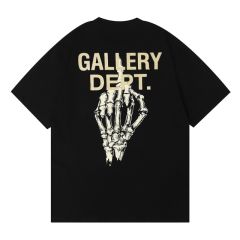 Gallery dept skull’s middle finger tee t-shirt black