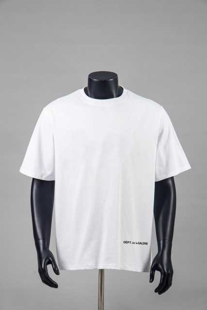 Front Bottom Corner And Back Neck Small French Letter Print Crew Neck Loose Cotton Basic Tee 2 colors 29356387