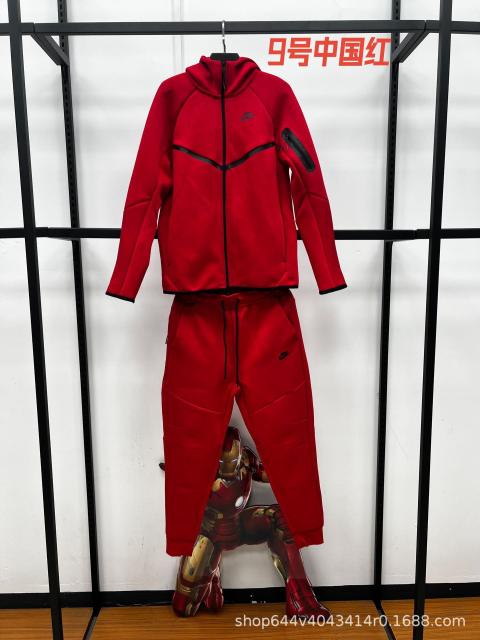 Nik* Tech Fleece Tracksuit Red