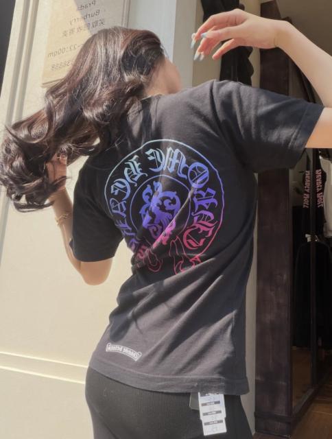1:1 Top Quality CH Black Tee Gradient Horseshoe Logo Back Print