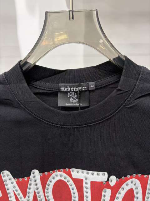 Mixed Emotion Vintage DJ Girl Portrait Rivet Rhinestone Print T-shirt 29370431