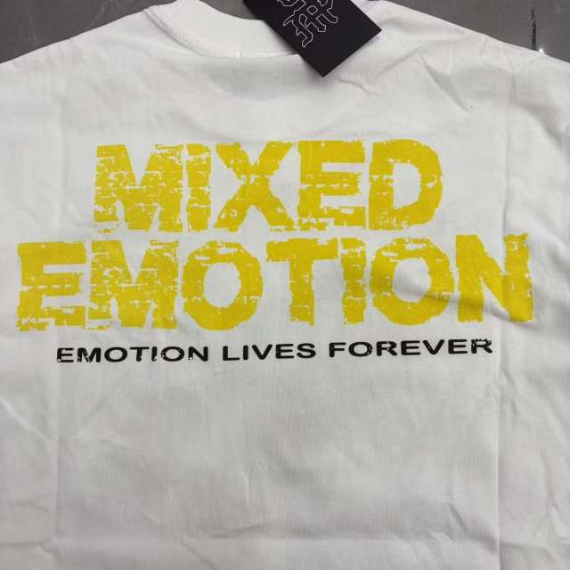 Mixed Emotion Red Frame Subculture Handwritten Graffiti Print T-shirt 29370453