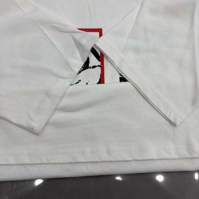 Mixed Emotion Red Frame Subculture Handwritten Graffiti Print T-shirt 29370453