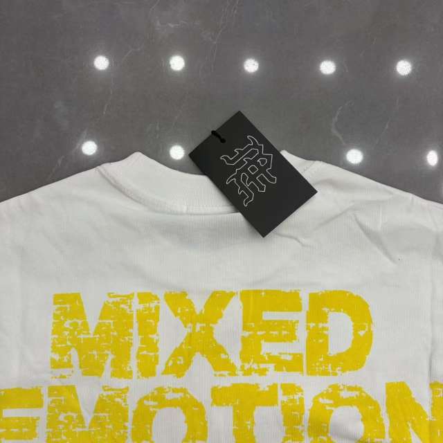 Mixed Emotion Red Frame Subculture Handwritten Graffiti Print T-shirt 29370453