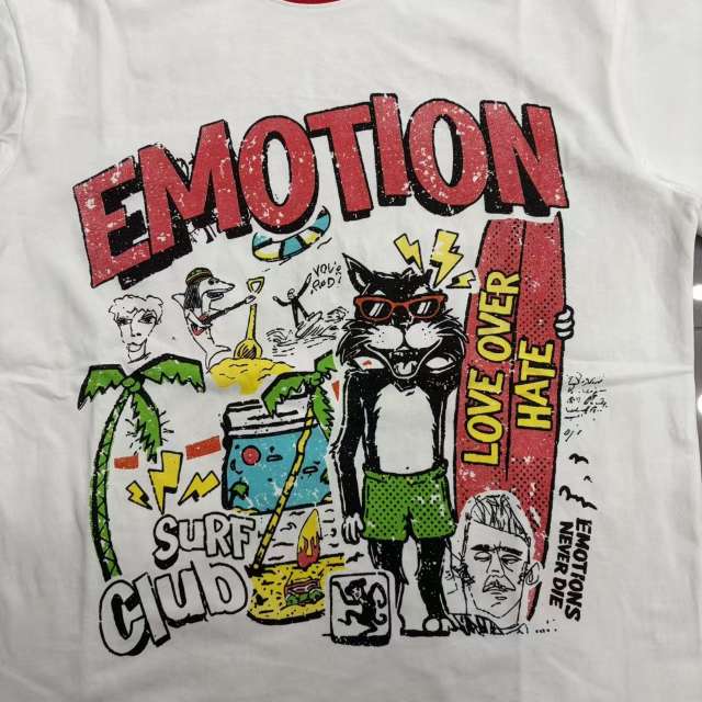 Mixed Emotion Beach Cartoon Cat Graffiti Surf Print T-shirt 29370503