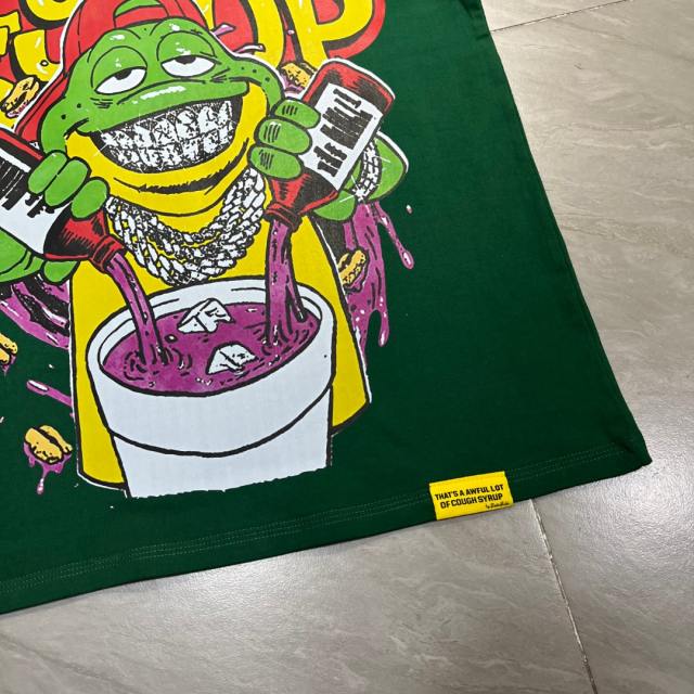 Cough Syrup Retro Old School Streetwear Front Chill Frog Mascot Chain Necklace Syrup Drip Cartoon Illustration Print T-Shirt 3 colors 29344031