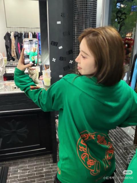 1:1 Quality CH Red Horseshoe Floral Print Long Sleeve Tee