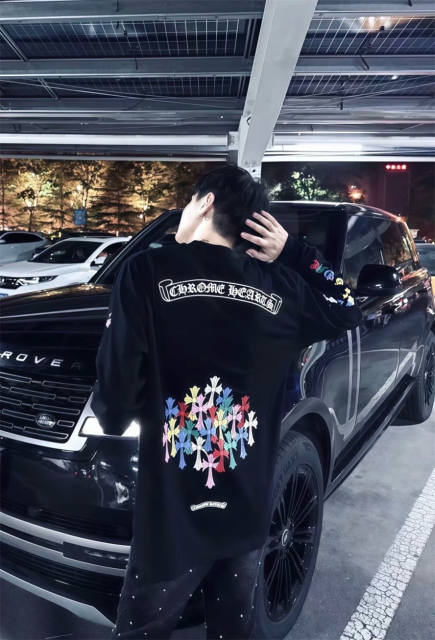 1:1 Quality CH Multi‑Color Cross Print Long Sleeve Tee