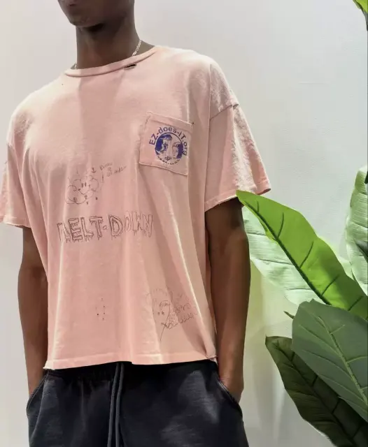 Paly Hollywood Graffiti Pocket Distressed Tee