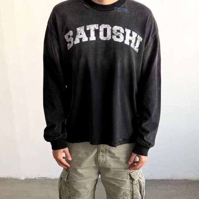 Satoshi Letters Broke Long Sleeve Black And White