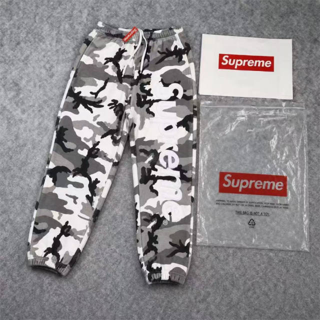 SUPREM* SATIN APPLIQUÉ APPLIQUE HOODED SWEATSHIRT HOODIE CAMO