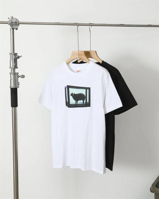 Sup Black Sheep T-shirt Black White