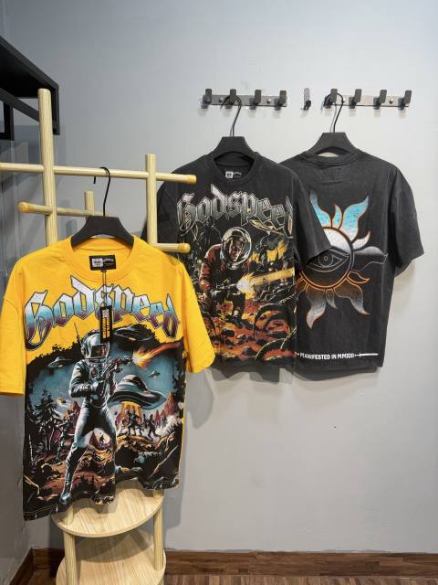 Yellow space-themed printed T-shirt 29033405