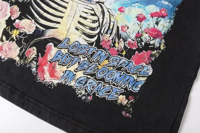 Space Astronaut Skeleton Rose Vintage Black Short-Sleeve T-Shirt 29052465