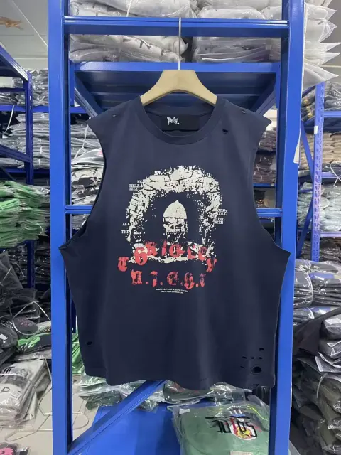Paly Hollywood Skull 11 Distressed Tank Top