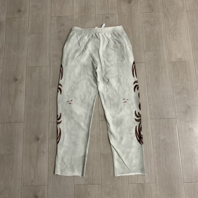 DUAA Tribal Heart Totem Sweatpants | Vintage Washed White