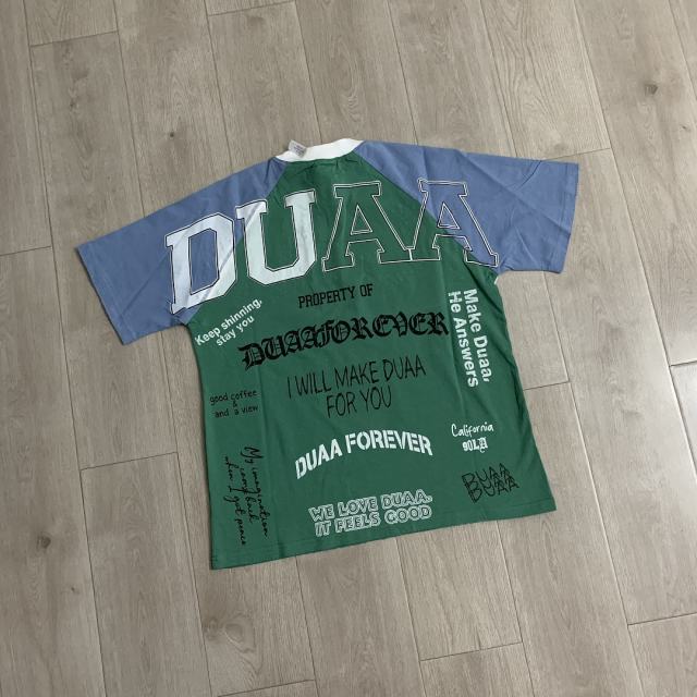 DUAA Multi‑Slogan Raglan Tee | Green Blue Color‑Block