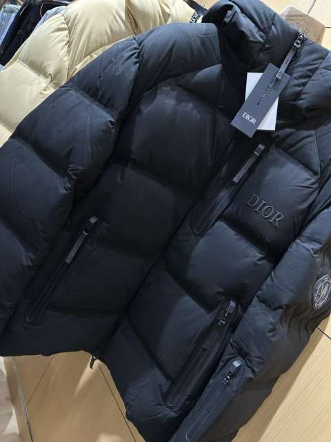 1:1 quality version Debossed Letter Badge Multi Pocket Hooded Down Jacket 29481986
