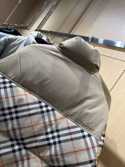 1:1 quality version Plaid Paneled Stand Collar Casual Zip-Up Down Jacket 3 colors 29481423