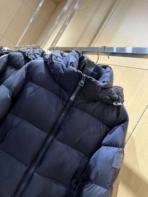 1:1 quality version Rubber Logo Patch Hooded Quilted Casual Zip-Up Down Jacket 3 colors 29481485