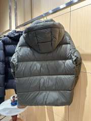 1:1 quality version Rubber Logo Patch Hooded Quilted Casual Zip-Up Down Jacket 3 colors 29481485