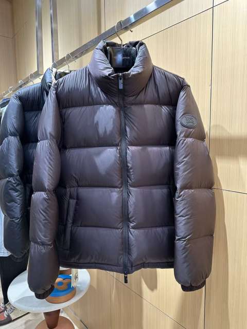 1:1 quality version Stand Collar Knight Rubber Badge Quilted Down Jacket 2 colors 29481527