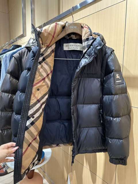 1:1 quality version Knight Logo Plaid Placket Hooded Quilted Down Jacket 3 colors 29481498
