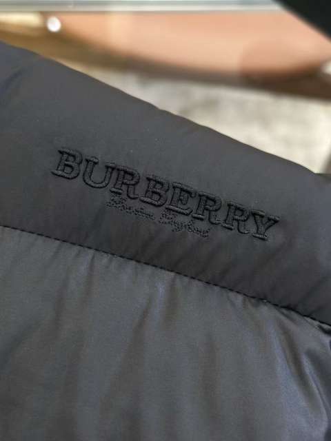 1:1 quality version Knight Logo Plaid Placket Hooded Quilted Down Jacket 3 colors 29481498
