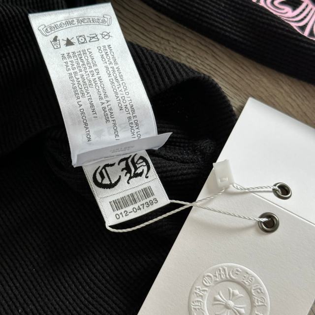 1:1 quality version Pink Gothic Letter Dual Sleeve Floral Print Waffle Knit Cropped Long Sleeve Tee for girls 29426247
