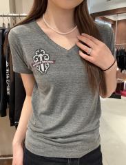 1:1 quality version Camo Crack Sword Vine V Neck Print Tee 2 colors for girls 29306362