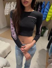 1:1 quality version Pink Gothic Letter Dual Sleeve Floral Print Waffle Knit Cropped Long Sleeve Tee for girls 29426247