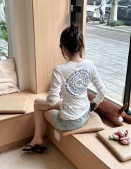 1:1 quality version Blue Horseshoe Ring Script Letter Surrounded Waffle Knit Long Sleeve Tee for girls 2 colors 29426191