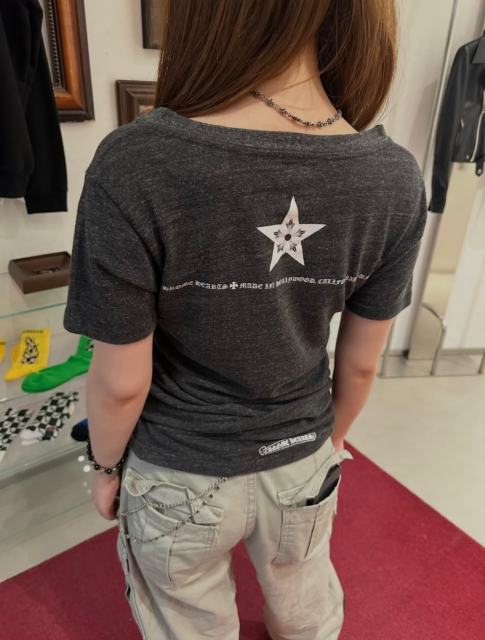 1:1 quality version Pentagram Sanskrit Slogan V Neck Print Tee for girls 29306366