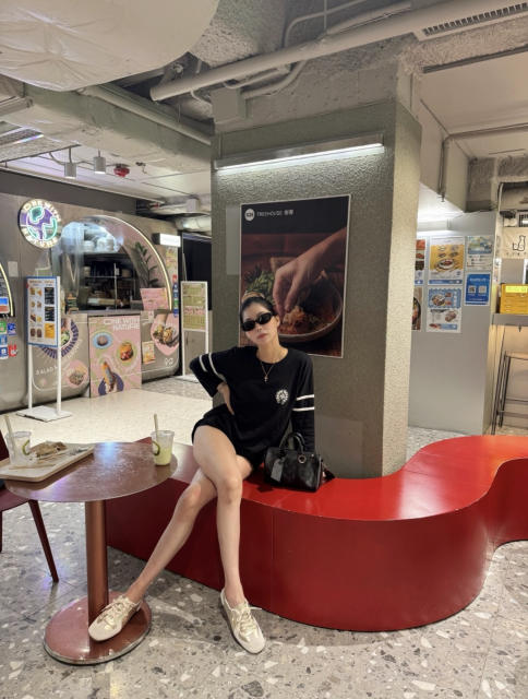 1:1 quality version Number Horseshoe Print Color Block Thin Breathable 3/4 Sleeve Long Sleeve T-Shirt  3 colors for girls 29380260