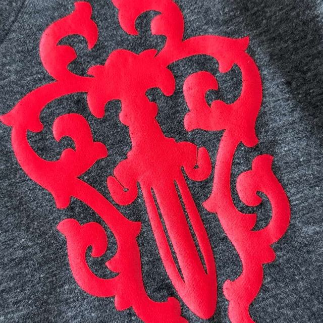 1:1 quality version Sword Vine Red Cross V Neck Print Tee for girls 29306361