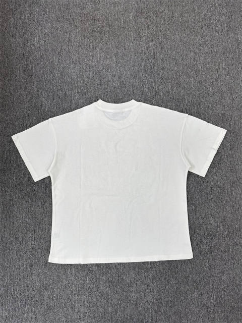 High Quality Vale Forever White Bear Crest Graphic T-Shirt