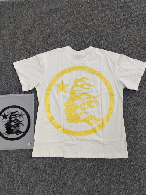 1:1 Hellstar NFC SCAN Hellstar Yellow Star Logo Vintage Off White T-Shirt