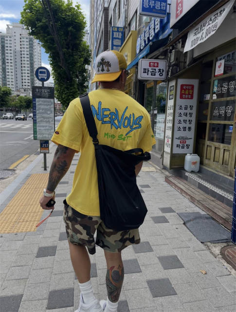 1:1 Top Quality CH Matty Boy Nervous Mind Set Yellow Graphic Pocket T-Shirt Men Streetwear Tee