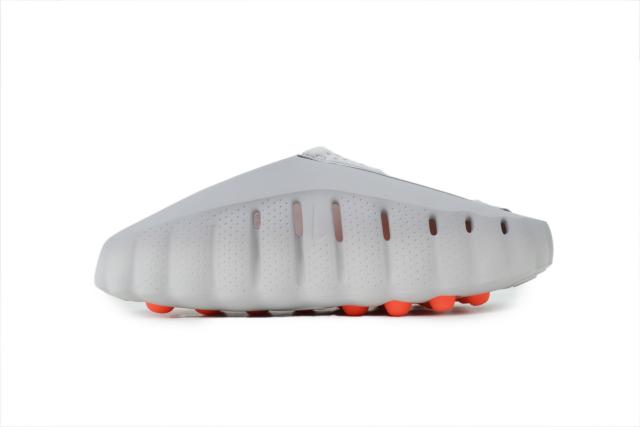 Mind 001 Gray Closed Toe Beach Slippers