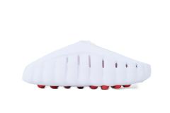 Mind 001 White Closed Toe Beach Slippers