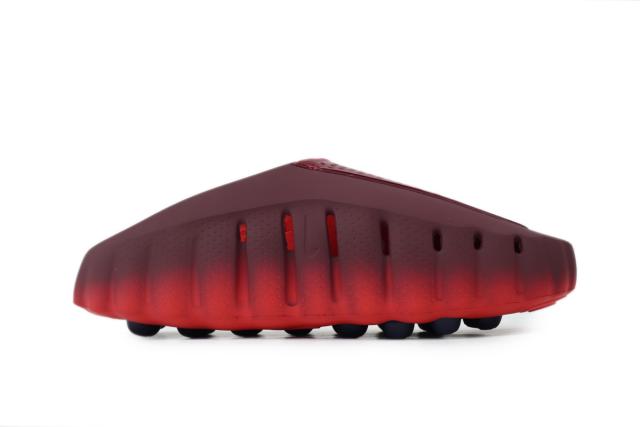 Mind 001 White Closed Toe Beach Slippers