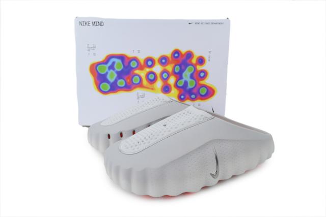Mind 001 Gray Closed Toe Beach Slippers