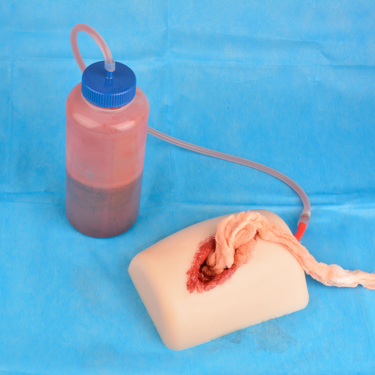 MedEduQuest Trainer Kit voor Dij Wondverpakking, Stop the Bleed Training Kit, Bleed Control Kit voor Medische Lessen - Draagtas